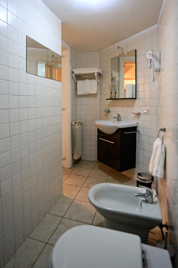 Apartcity Naples B&B Ngoại thất bức ảnh