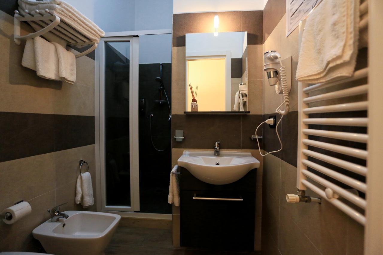 Apartcity Naples B&B Ngoại thất bức ảnh